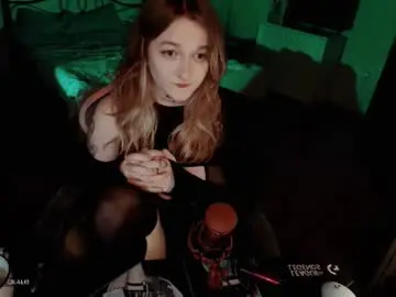 Chaturbate Watch Live Sex Cams of raiingurl