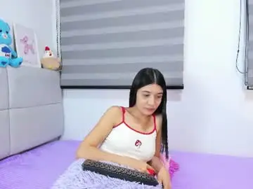 Chaturbate Live Sex Cam of roseandmiah