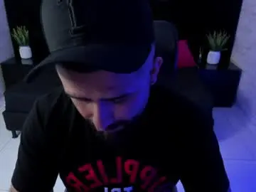 Chaturbate Free Porn Cam of jhon_bear02