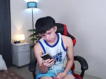 Chaturbate Adult Webcam of kiel_asianboy