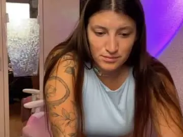 Chaturbate Live Sex Cam of katrin_kristal