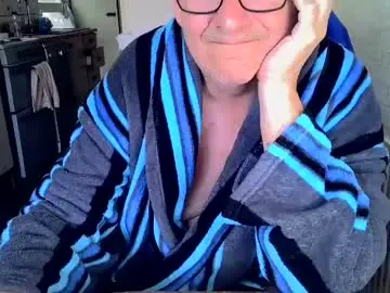 Chaturbate Live Sex Cam of poshman65