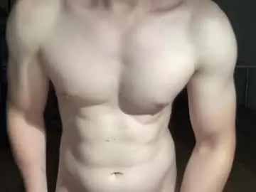 Chaturbate Watch Live Sex Cams of hungwank95