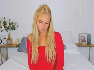 Chaturbate Live Sex Cam of miamilfxo