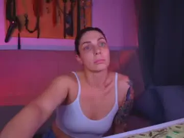 Chaturbate Watch Live Sex Cams of rollamoonshine