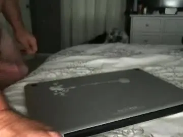 Chaturbate Sex Cam of bigggbulge