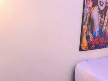 Chaturbate Live Sex Cam of chloe_cruz1