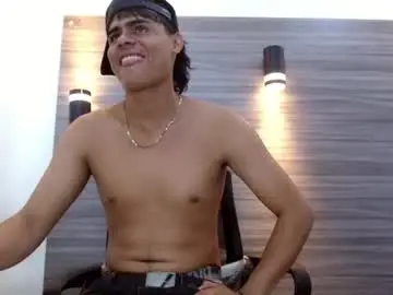 Chaturbate Adult Webcam of damianfrostt