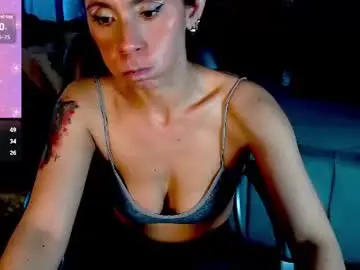 Chaturbate Sex Cam of loren_queen_