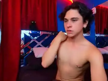 Chaturbate Best live sex cam show of luke_howland