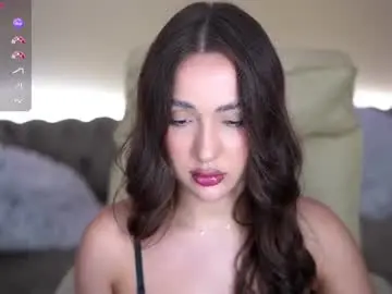 Chaturbate Free Live Porn of oliviamoore_