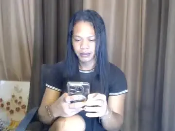 Chaturbate Sex Chat of reyna_33mhalia