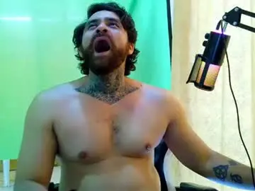 Chaturbate Sex Cam of aronmiller404