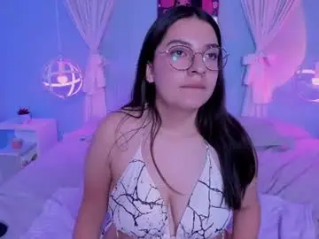Chaturbate Live Sex Cam of sara_deen