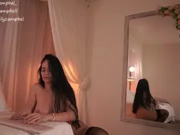 Chaturbate Live Sex Cam of emiilycampbell