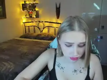 Chaturbate Watch Live Sex Cams of linatruly