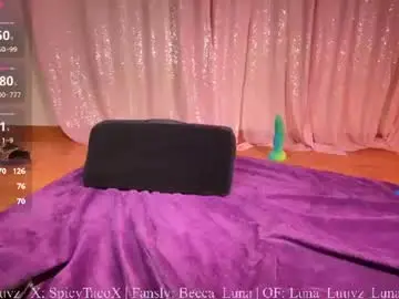 Chaturbate Nude Webcam of luna_luuvz