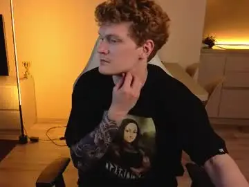Chaturbate Live Sex Cam of boicute