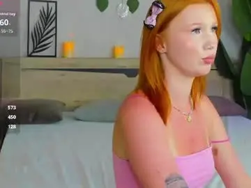 Chaturbate Live Sex Cam of caroll_thompson