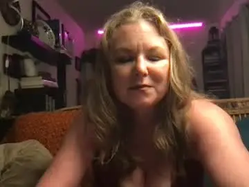 Chaturbate Sex Cam of thetitianpearl