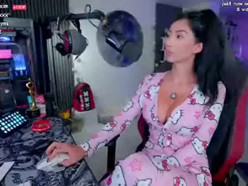 Chaturbate Live Sex of evelyne92