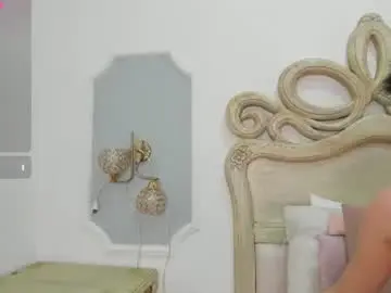 Chaturbate Live Sex Cam of luna_forever7