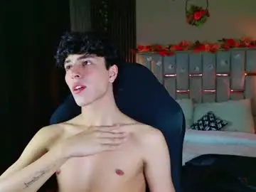 Chaturbate Live Sex Cam of michaell_peters