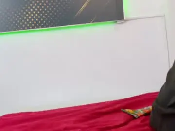 Chaturbate Live Sex Cam of milo_afterdark