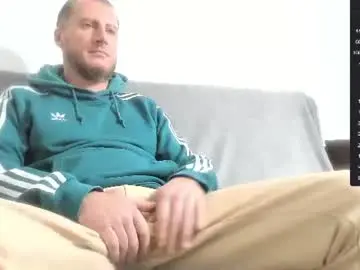 Chaturbate Free Porn Cam of bradryder__
