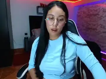 Chaturbate Sex Cam of camila_iroose
