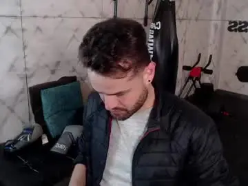 Chaturbate Live Sex of difazzio_smith