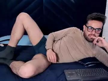 Chaturbate Watch Live Sex Cams of difazzio_smith