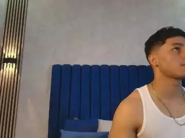 Chaturbate Live Sex Cam of noah_clarkk