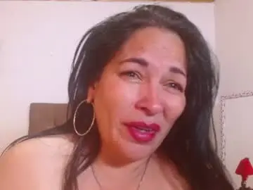 Chaturbate Live Sex Cam of stefanny_taylor