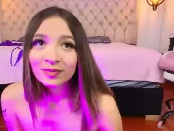 Chaturbate Nude Webcam of victoria_adams14