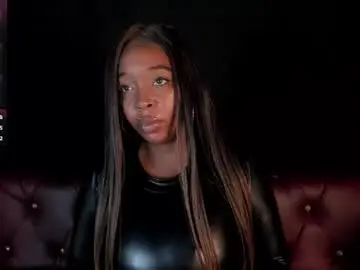 Chaturbate Live Sex Cam of charlotte_brown_1