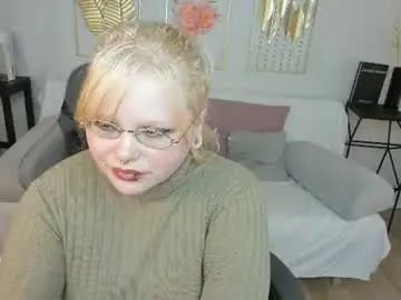Chaturbate Sex Cam of stella_brayn