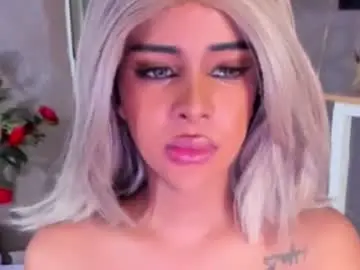 Chaturbate Adult Video Chat of kinky_new_bombshell