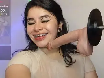 Chaturbate Nude Webcam of magic_alicee_