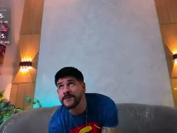 Chaturbate Live Porn of petesevans_1