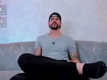 Chaturbate Live Porn of petesevans_1