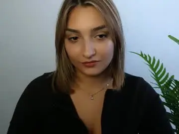 Chaturbate Live Sex Cam of veryveryshygirl