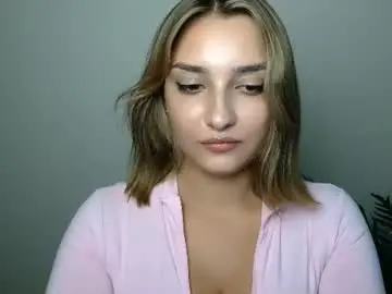 Chaturbate Live Sex Cam of veryveryshygirl