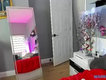 Chaturbate Adult Webcams of wildwifebarbie