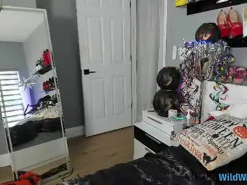 Chaturbate Sex Chat of wildwifebarbie