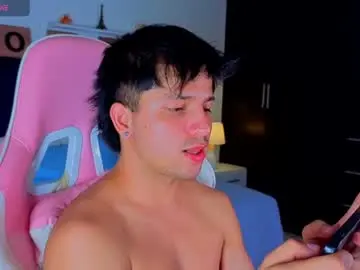 Chaturbate Sex Cam of issac_james