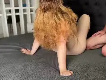 Chaturbate Live Sex Cam of lovely_bunnyhot