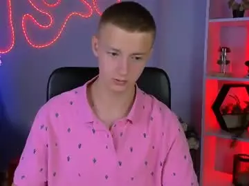Chaturbate Live Sex Cam of noah_nero