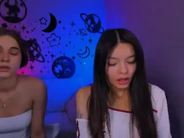 Chaturbate Live Sex Cam of emma_landd