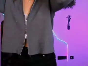 Chaturbate Nude Webcam of emma_landd